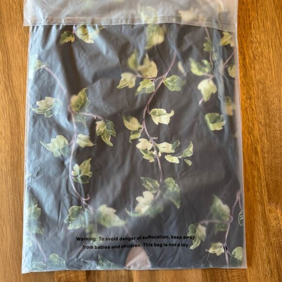 NWT Rumored Sterling Mini Dress Green Ivy Leaf Print Size Medium - Picture 5 of 6